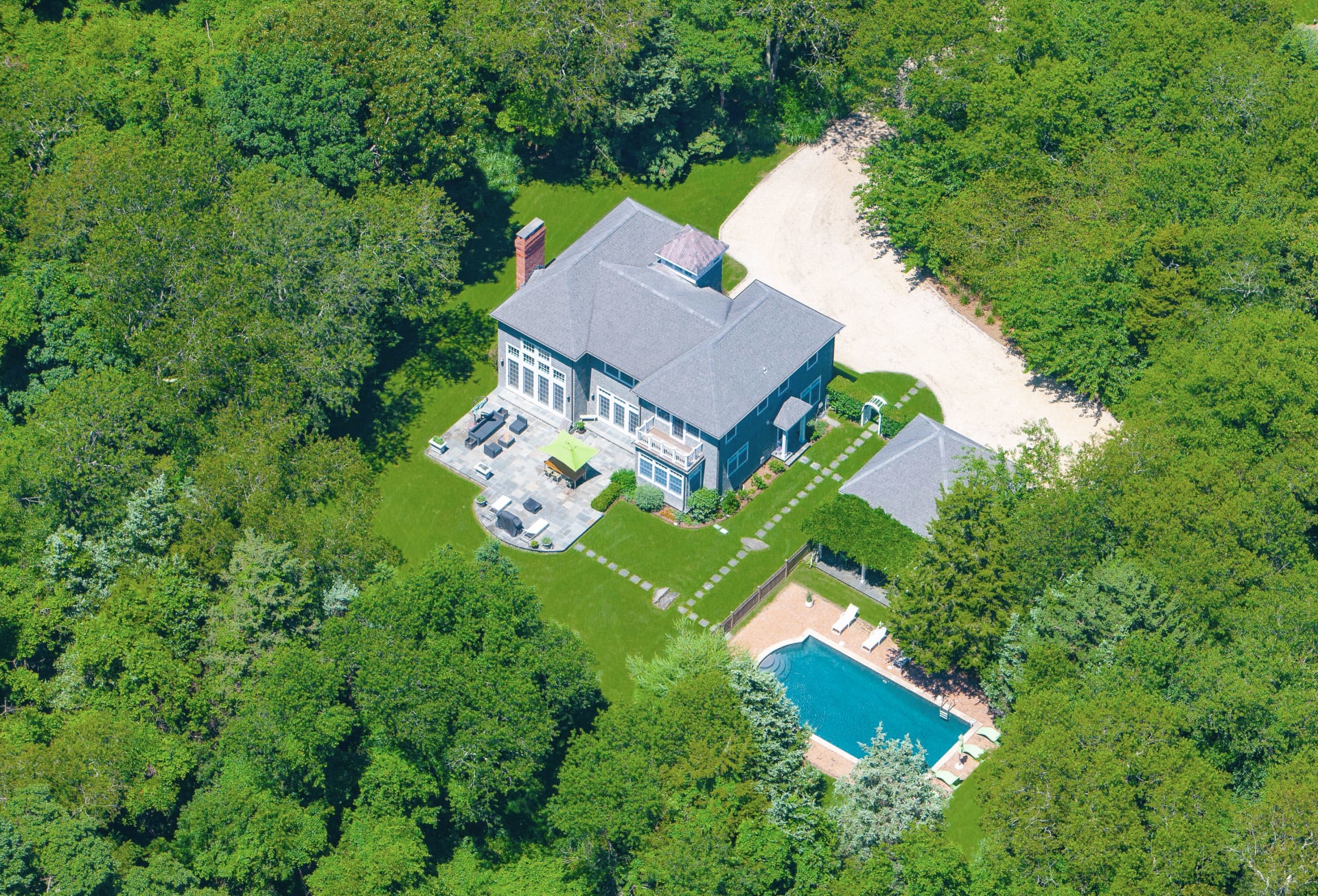 27 Seely Lane, Sag Harbor, New York 11963