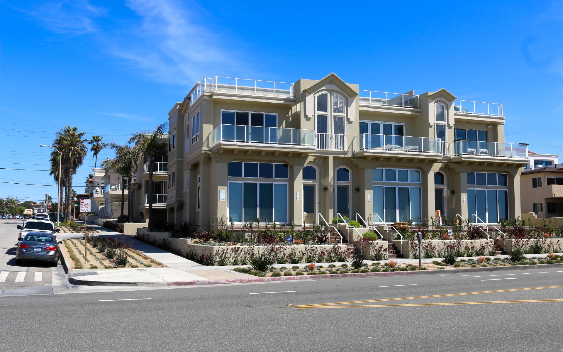 1600 Esplanade, Redondo Beach, CA 90277 Hilton & Hyland