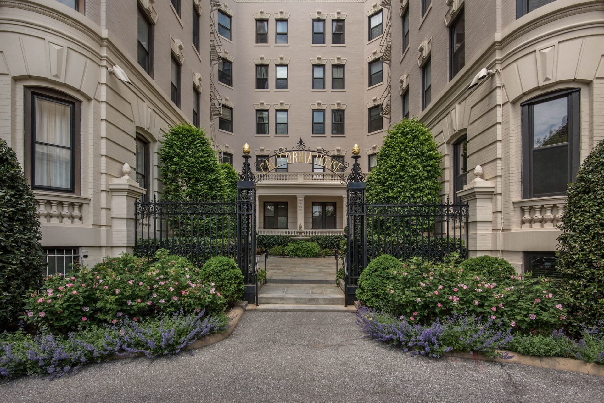 2153 California St NW 203, Washington, DC 20008