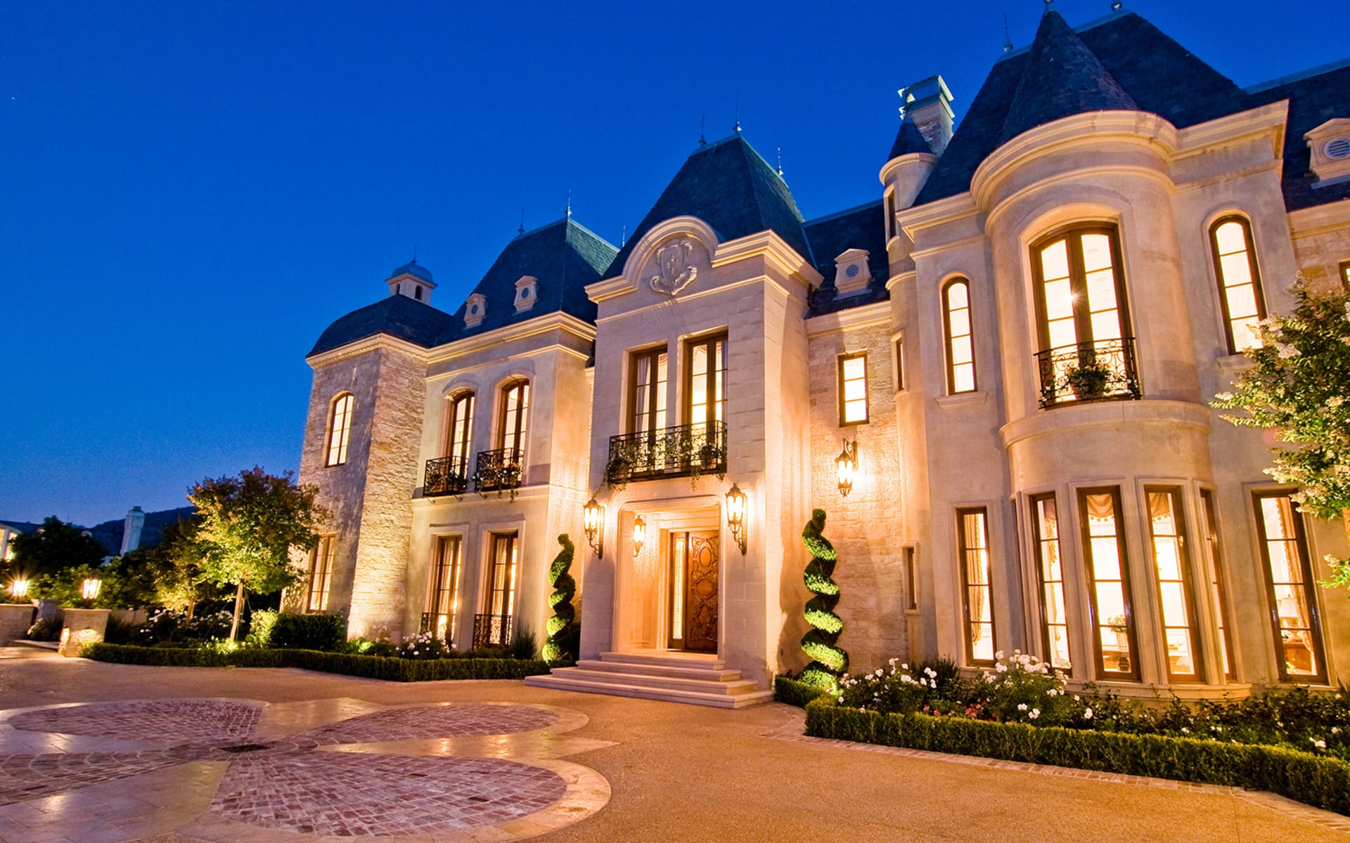 40 Beverly Park, Beverly Hills, CA 90210 Hilton & Hyland