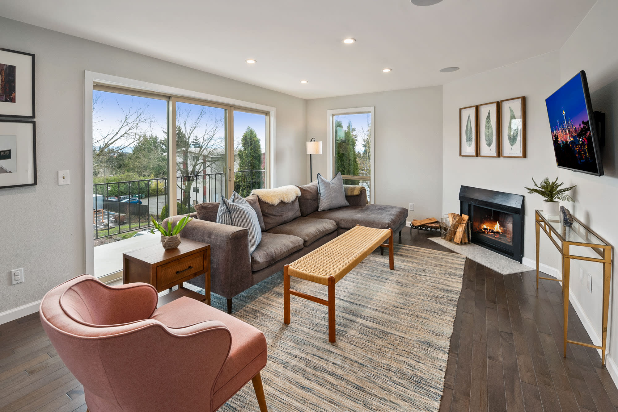 6519 35th Ave NE #201