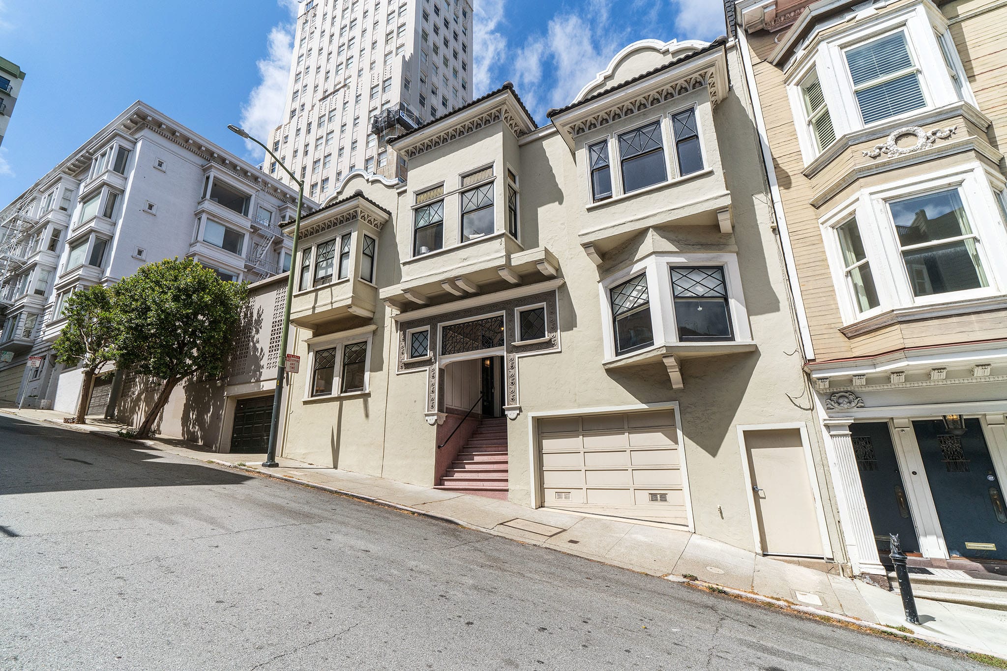 Classic Nob Hill Edwardian Condominium