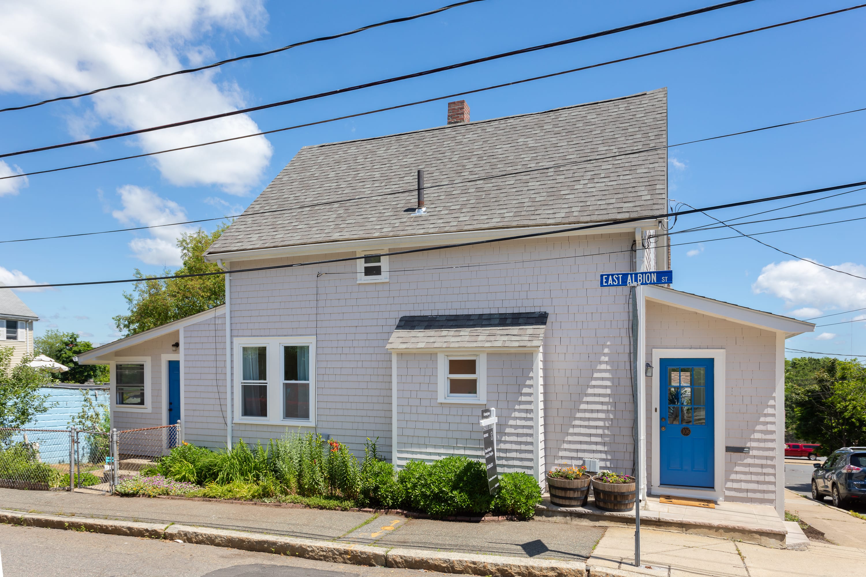 106 Moreland—Somerville Single Family—Cottage Bungalow