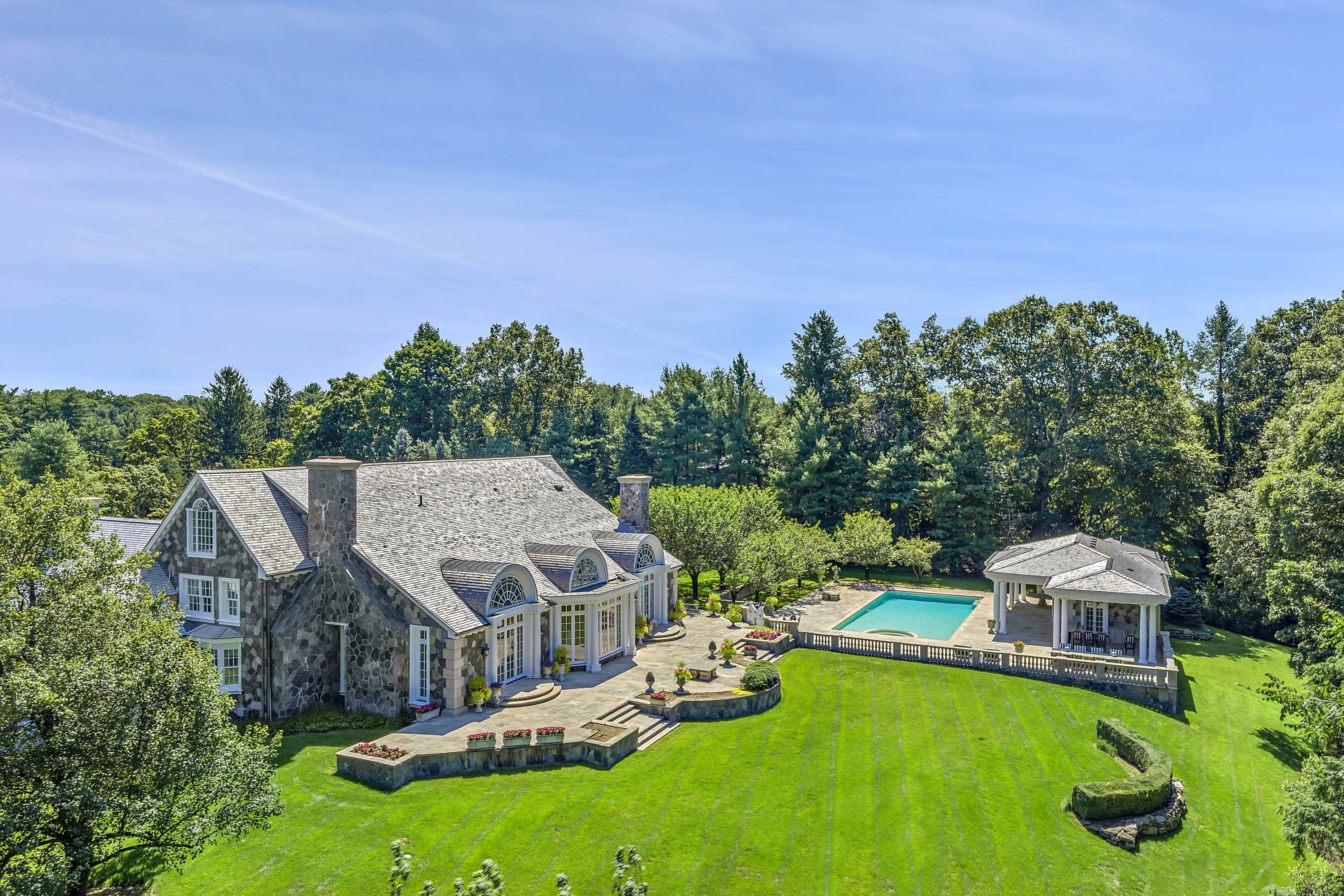 Brian Milton Real Estate 20 Andrews Farm Road, Greenwich CT 06831