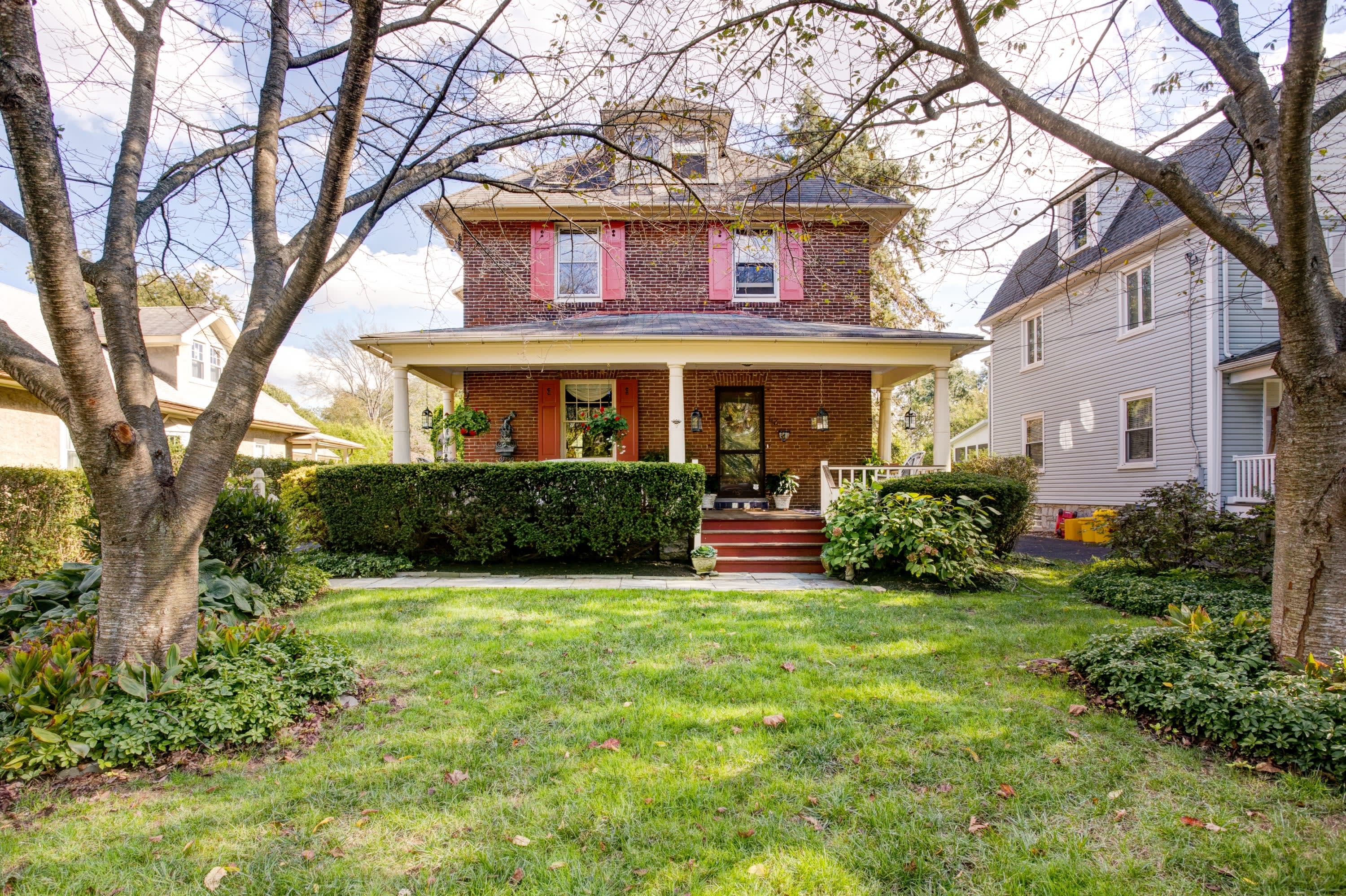 42 W Wissahickon Avenue