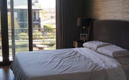 2310 Strongs Dr, Venice, CA 90291 | Hilton &amp; Hyland