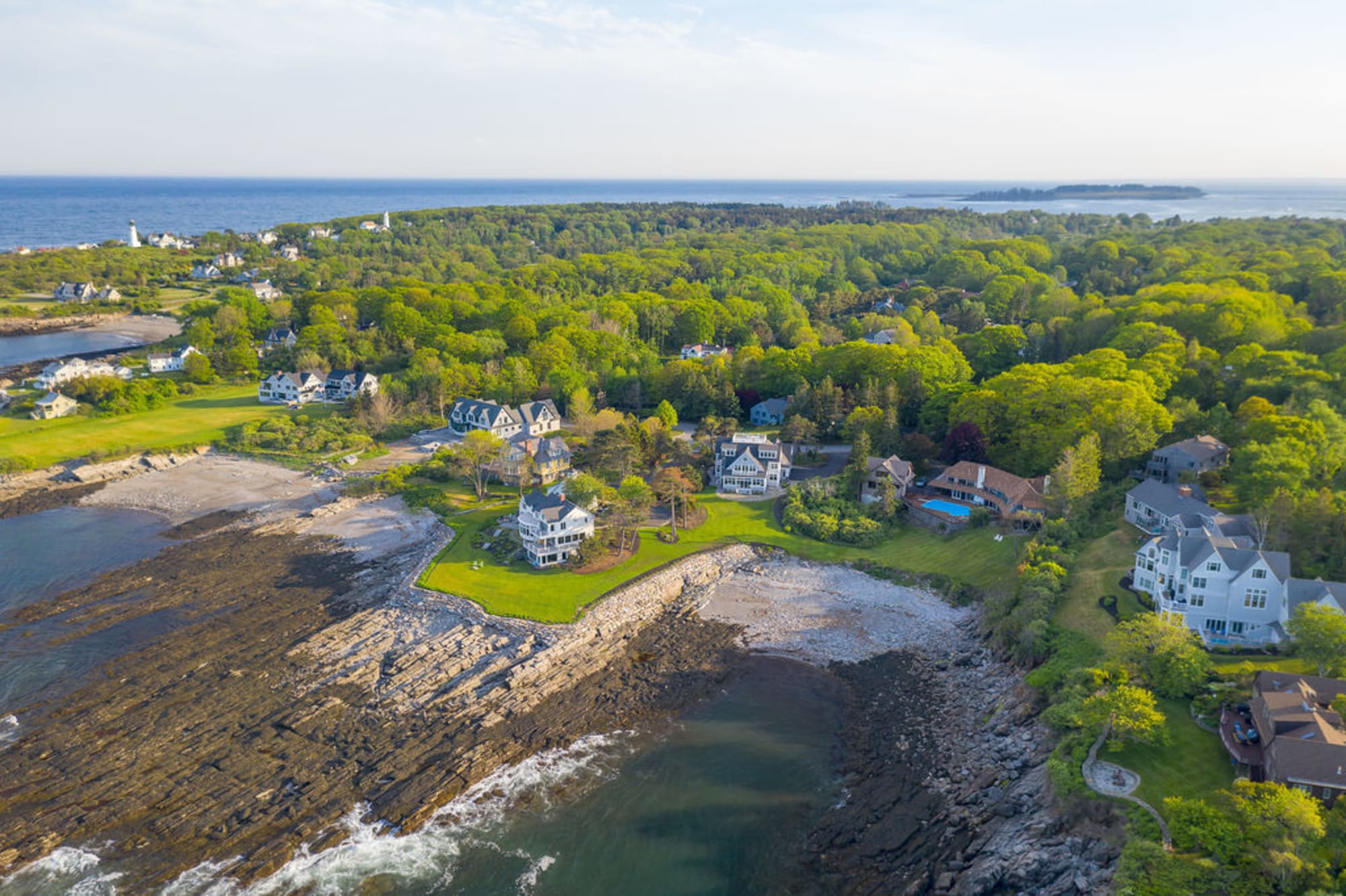 The David Banks Team RE/MAX By The Bay Maine's 1 Real Estate Team