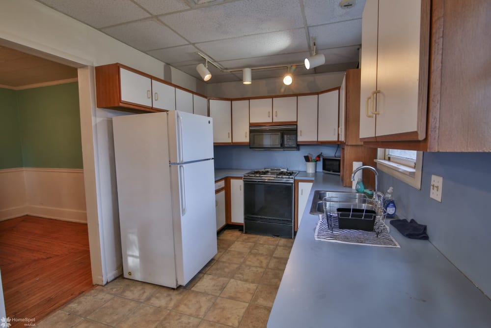 Muhlenberg College OffCampus 4br/2ba Student Housing