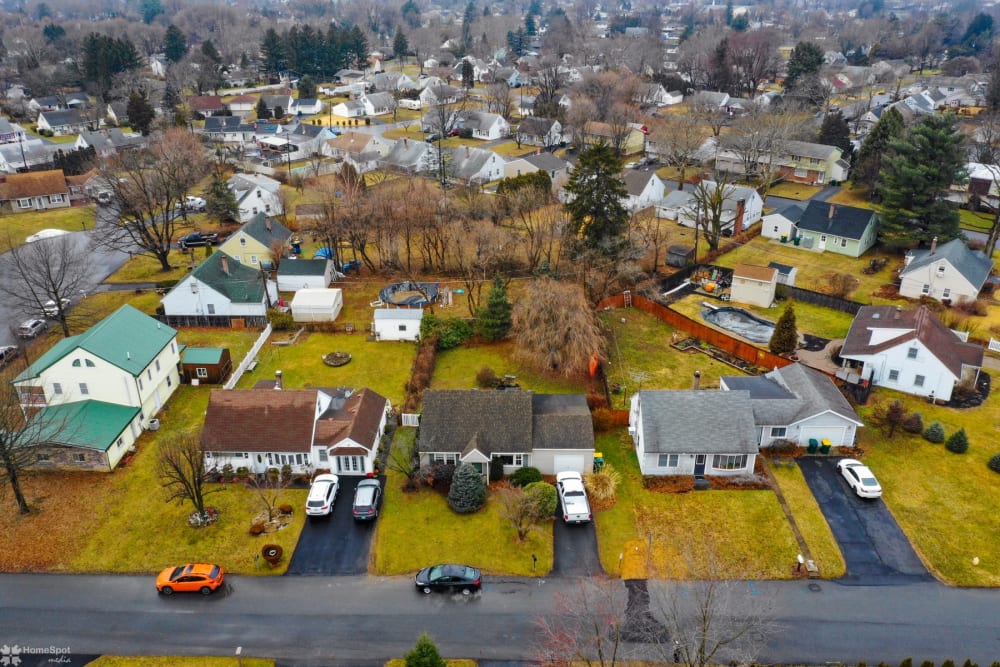 3 Edie Ln,Palmer Township