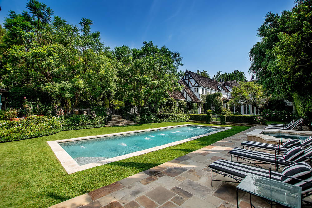 Exquisite Beverly Hills Flats Compound | 707 N. Arden Drive