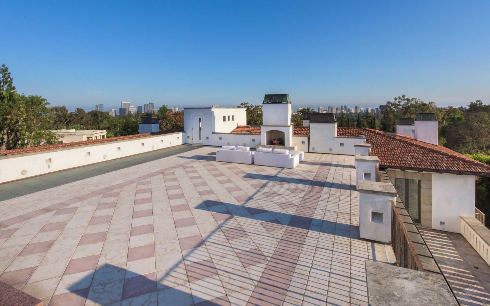 27777 Winding Way Malibu Ca Trulia Luxury Beach House Malibu Beach House