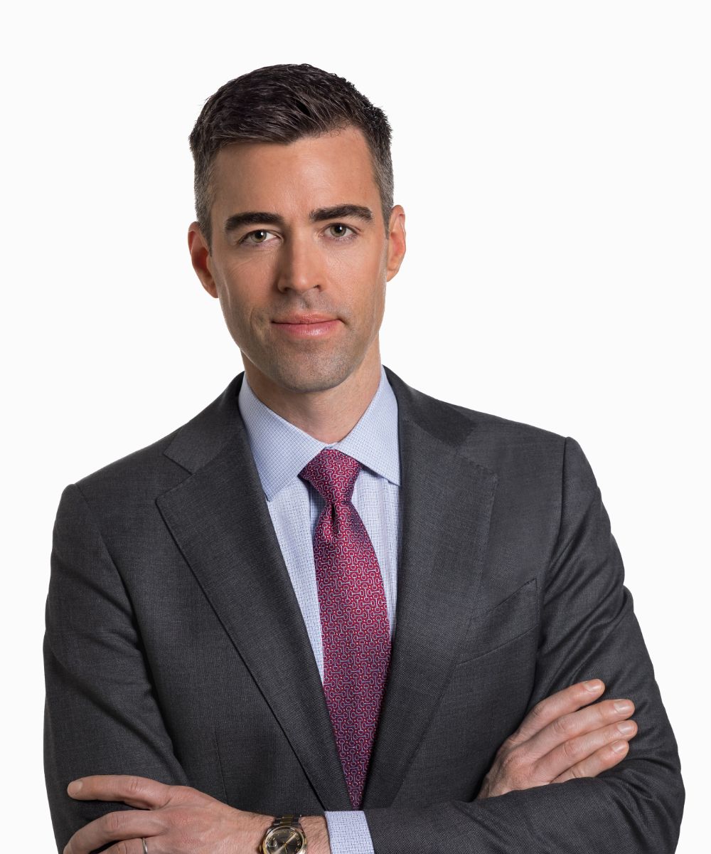 Noble Black Top Manhattan Real Estate Agent New York Luxury Real Estate Broker