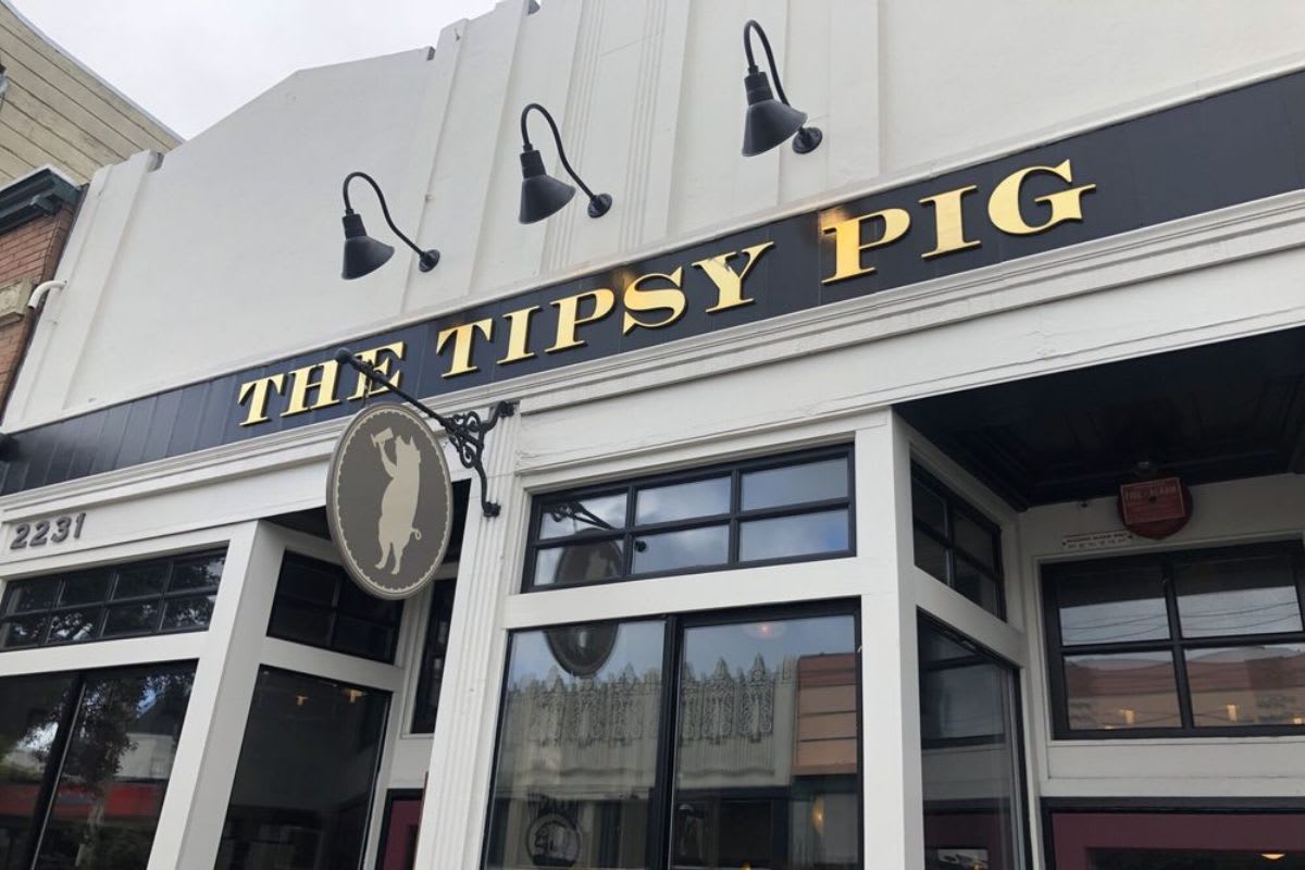 The Tipsy Pig