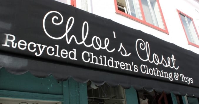 Chloe's Closet sign