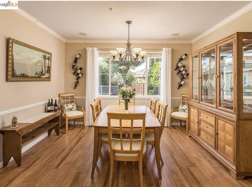 Delightful Dining Area