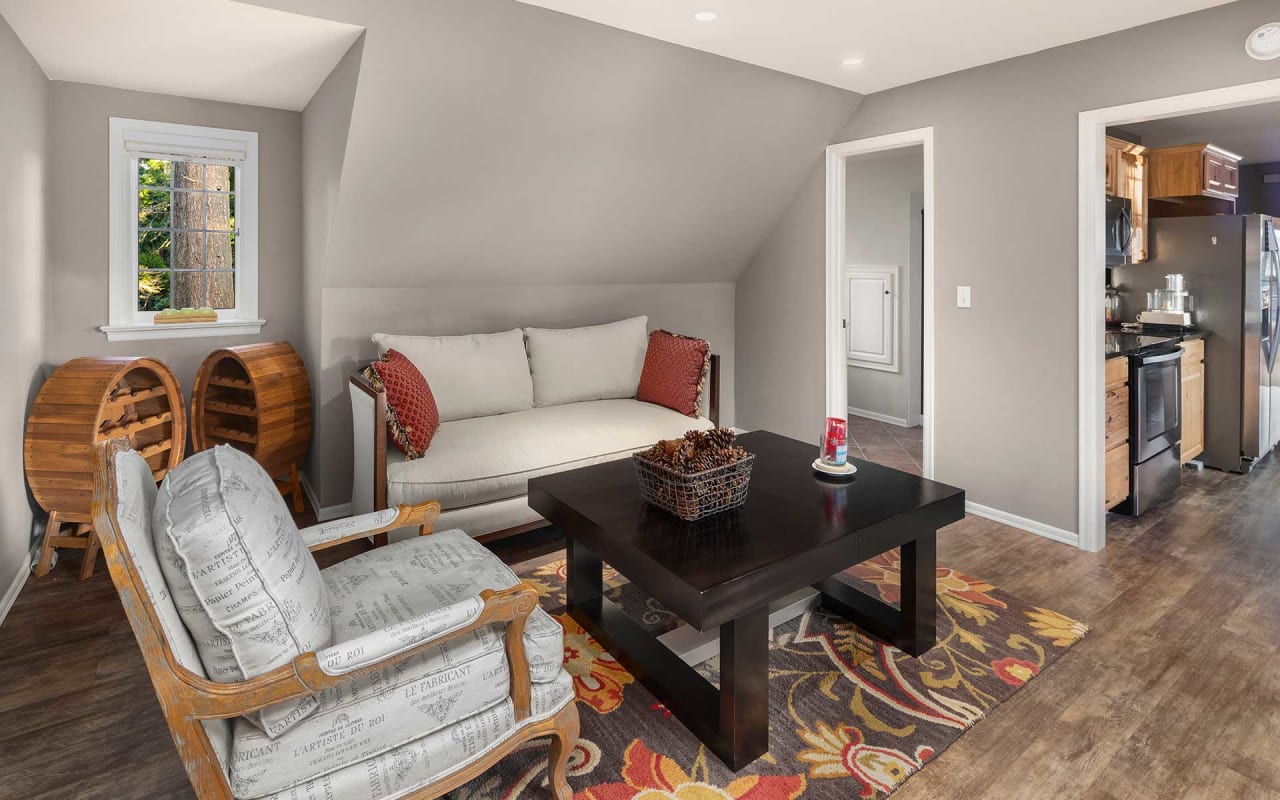 Acres Estate on Gravelly Lake Team Foster