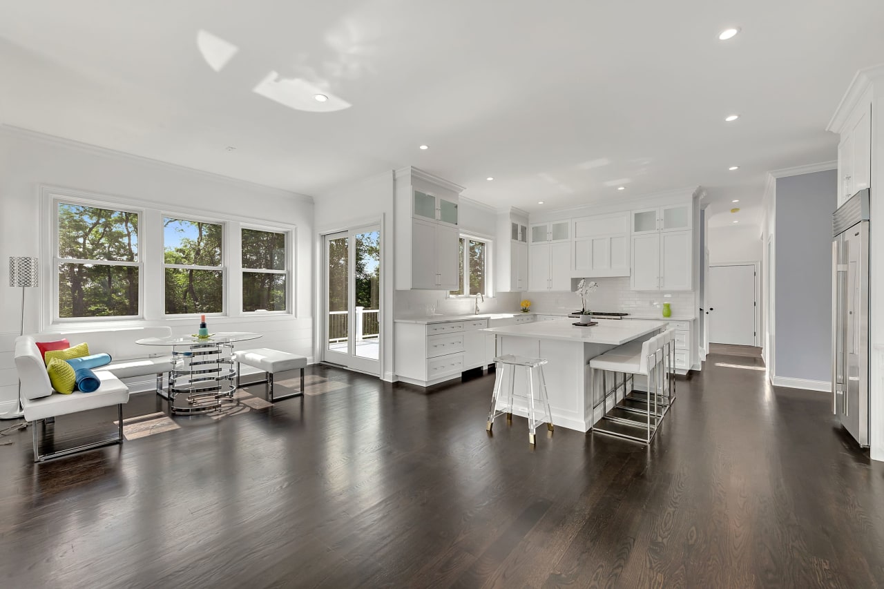 9 Seymour Place East Yale Farms Armonk NY Compass Greater NY, LLC