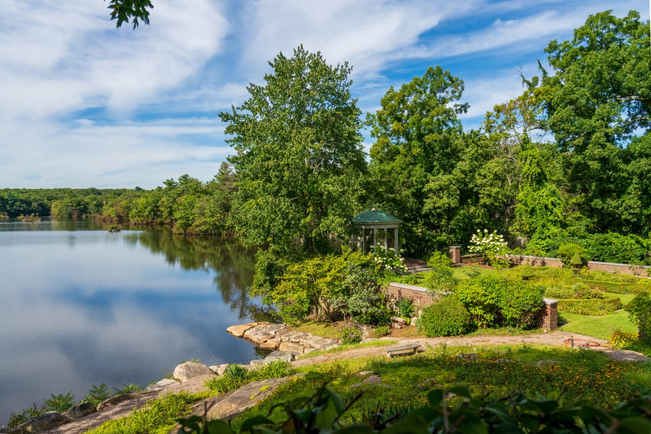 Dedham Estate Overlooking Weld Pond