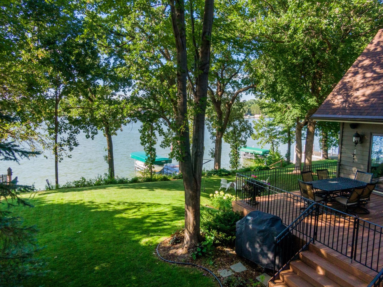 3466 Kings Point Road, Minnetrista