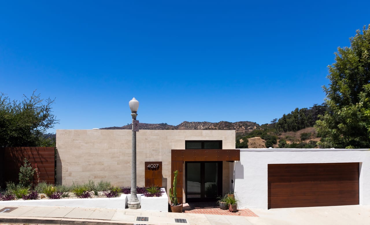 Hilltop View Retreat in Los Feliz