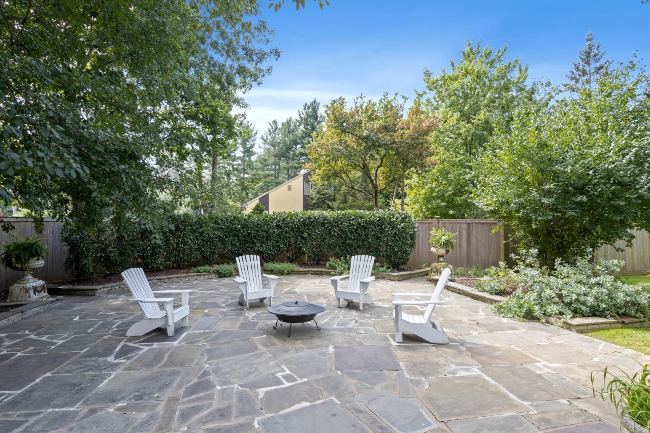 713 Plymouth Road Gwynedd Valley, PA The Gedney Group