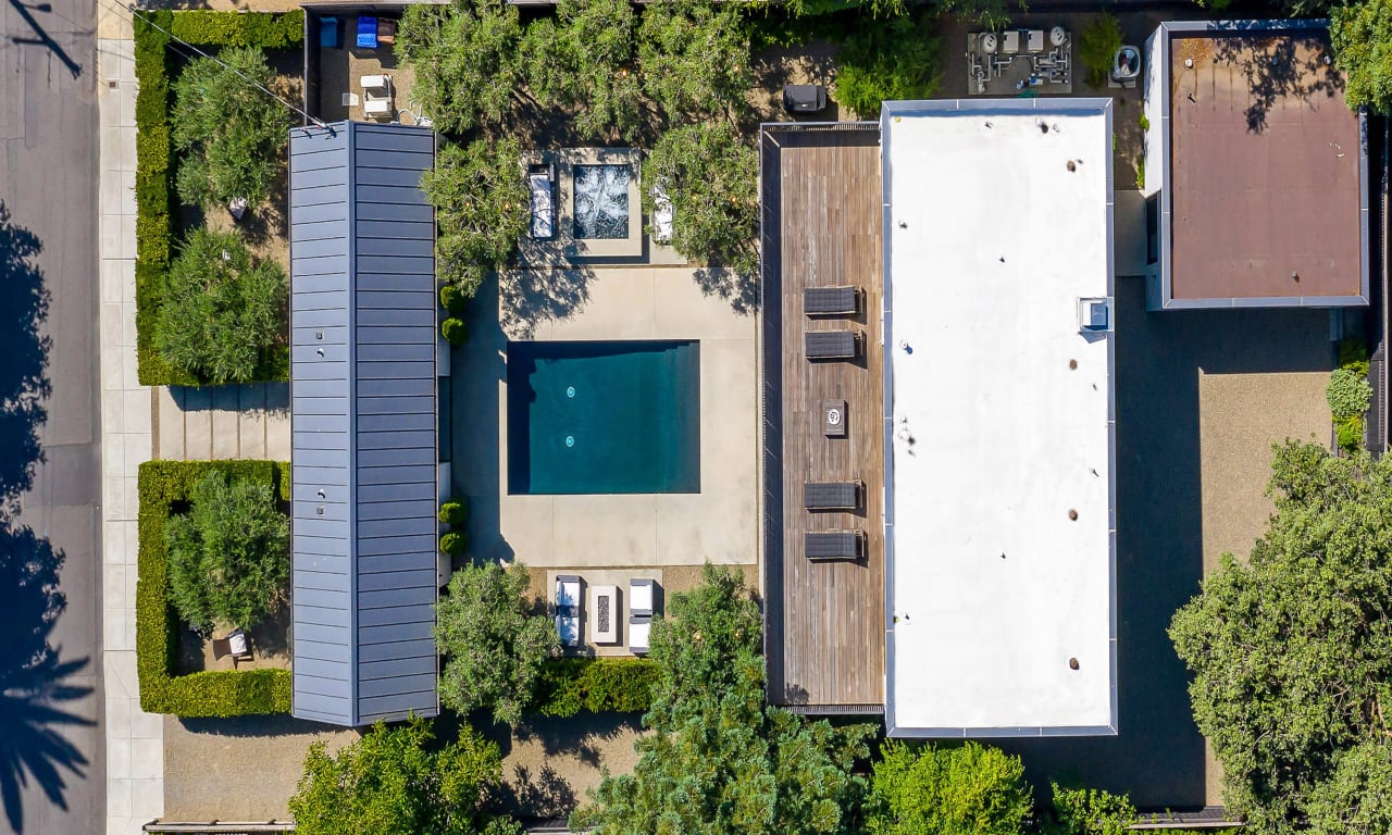 Modernist Oasis in St. Helena - SOLD