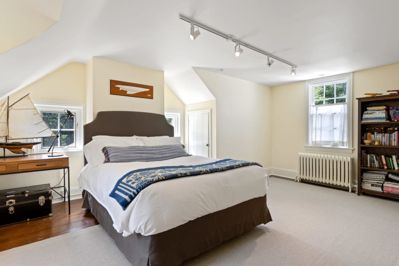 713 Plymouth Road Gwynedd Valley, PA The Gedney Group