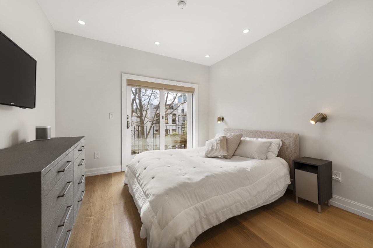 350 Degraw St, 3 Bogard New York New York City Real Estate Agents