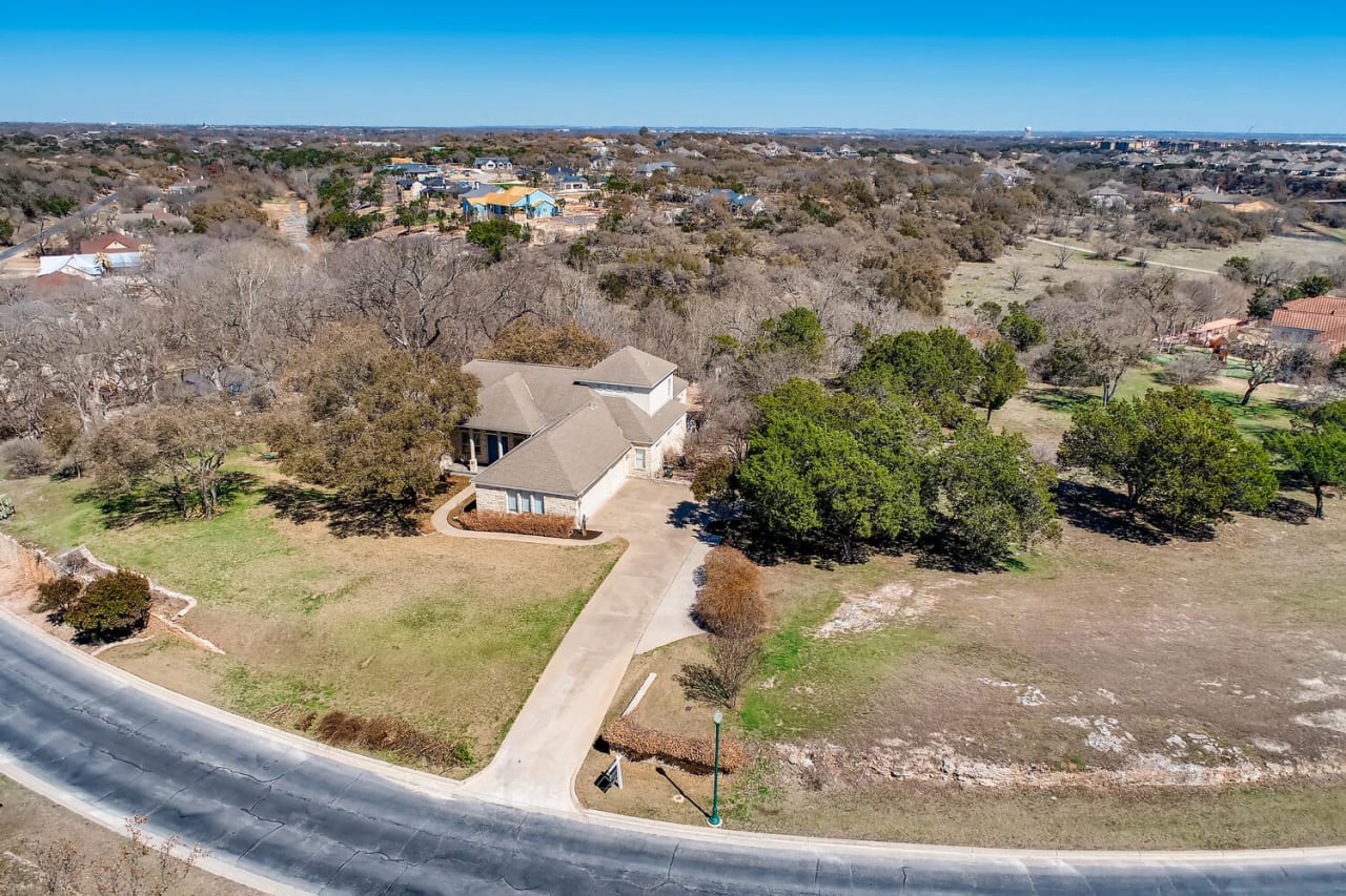 320 River Chase Boulevard TX 78628 5 Beds