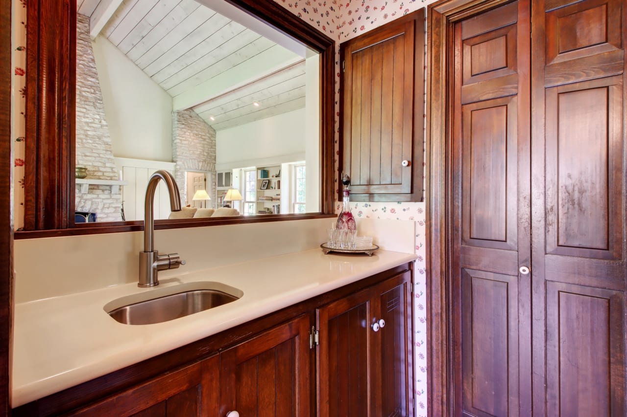 2000 Yaupon Valley Road Joanie Capalupo Compass Real Estate Austin