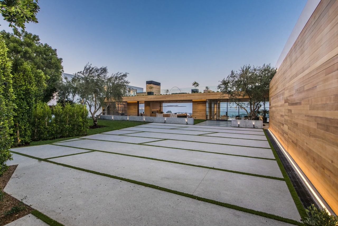 SOLD | 1966 Carla Ridge, Trousdale Estates | Beverly Hills Real Estate