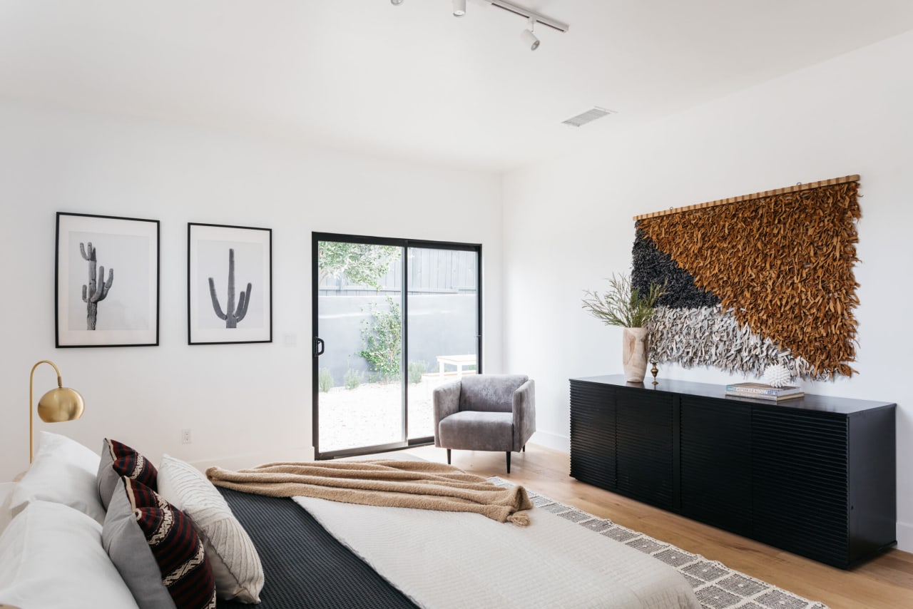 A modern compound in Creative Frogtown