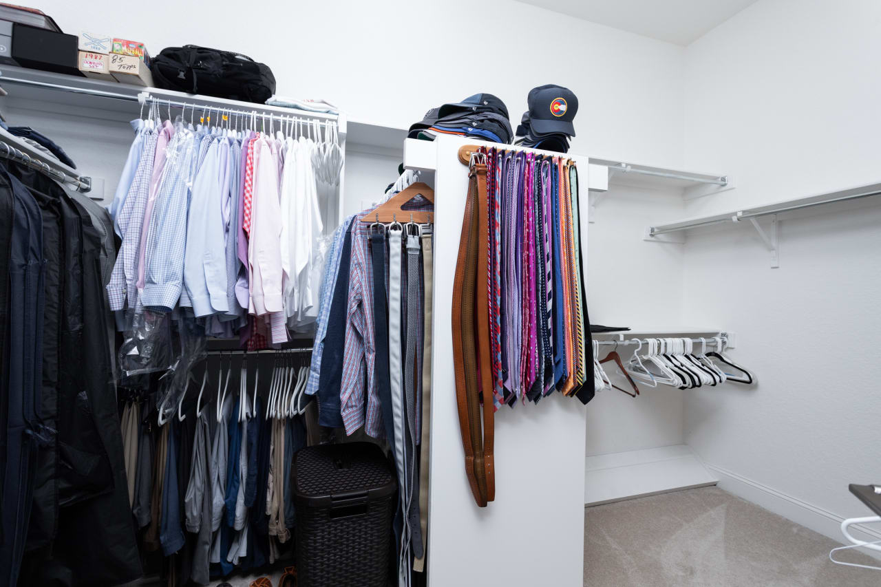 The Graves Group! Live Life Luxuriously! 8018 Vanity Hill San