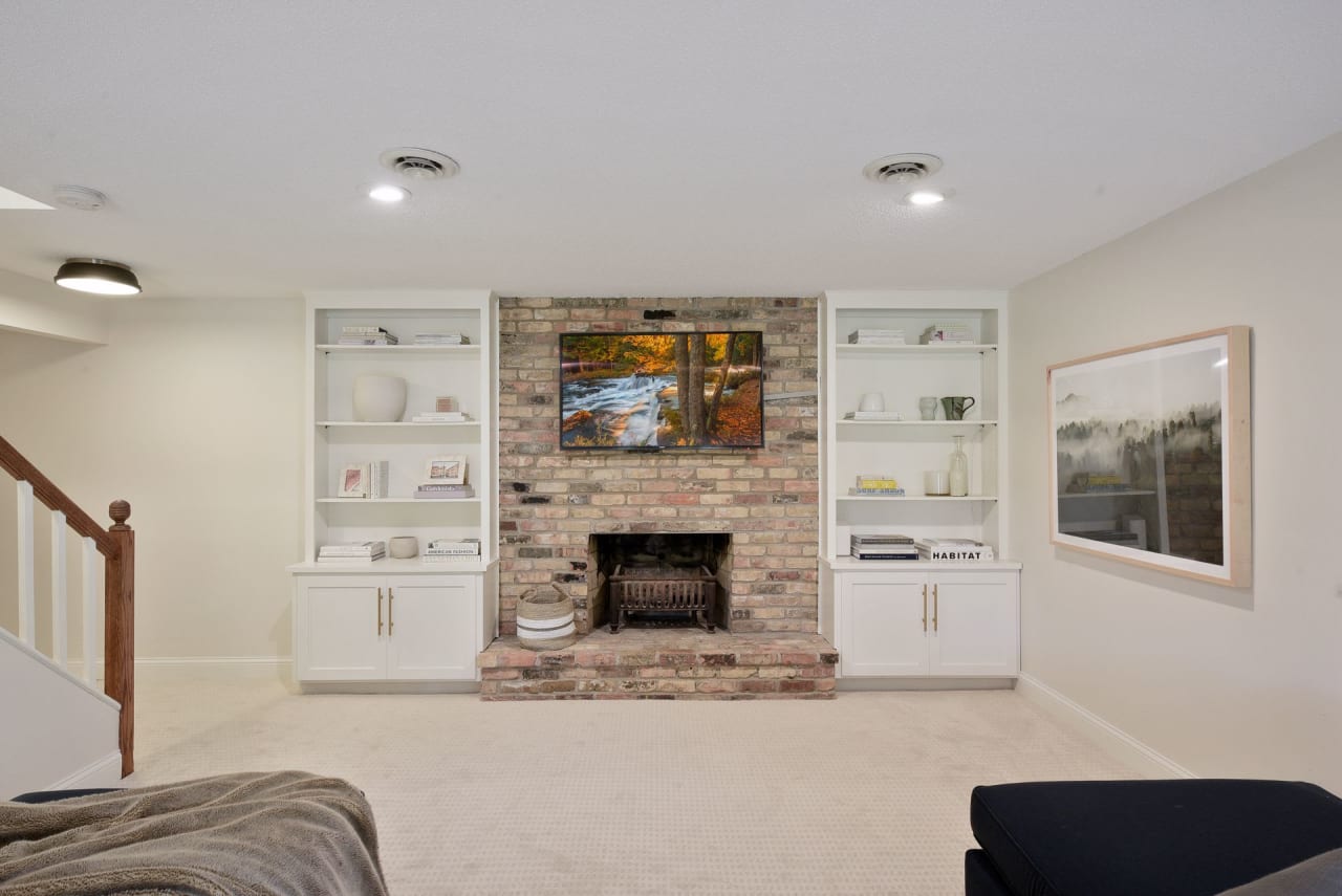 Here It Is! Close in Wayzata Home with Every Amenity!