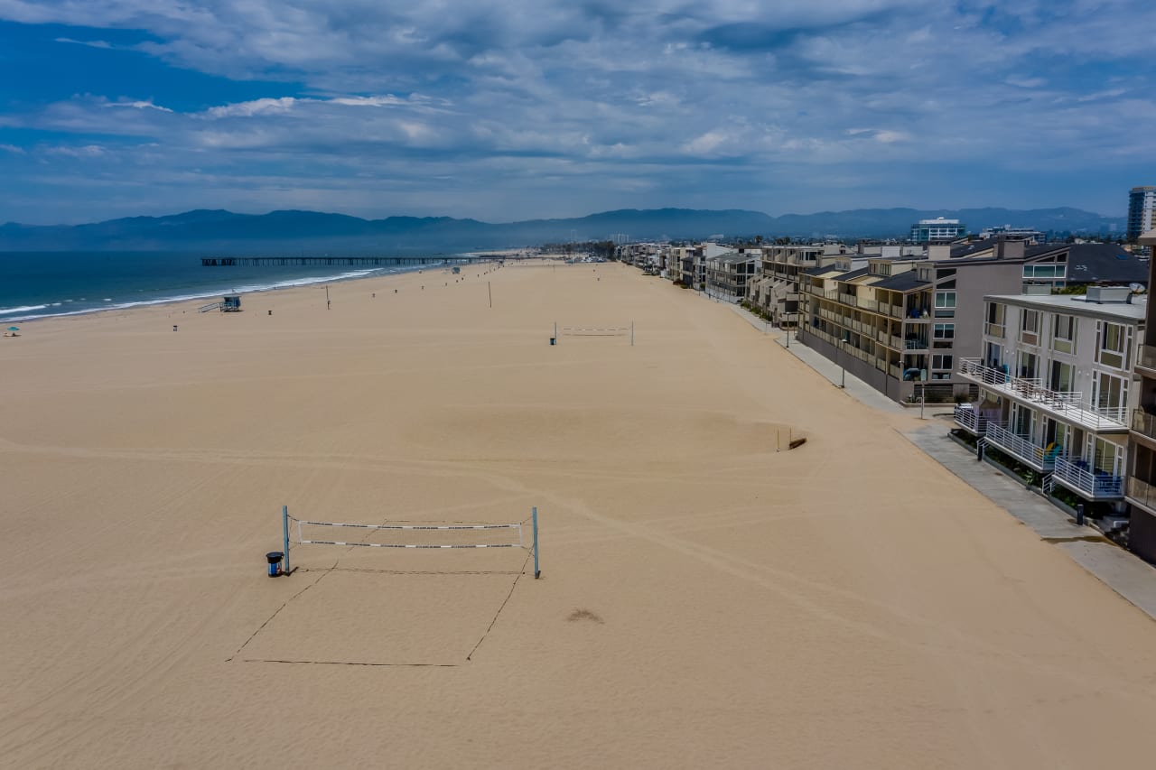 4403 Ocean Front Walk, #203