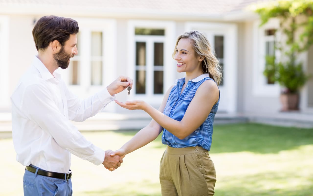 3 Tips for Selling Your Home to a Family Member