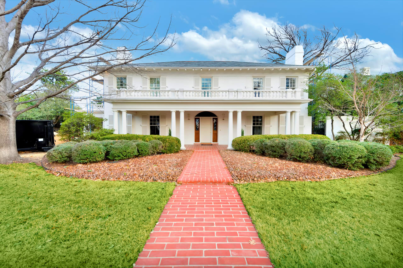 1201 Hillcrest St John Zimmerman Fort Worth Realtors