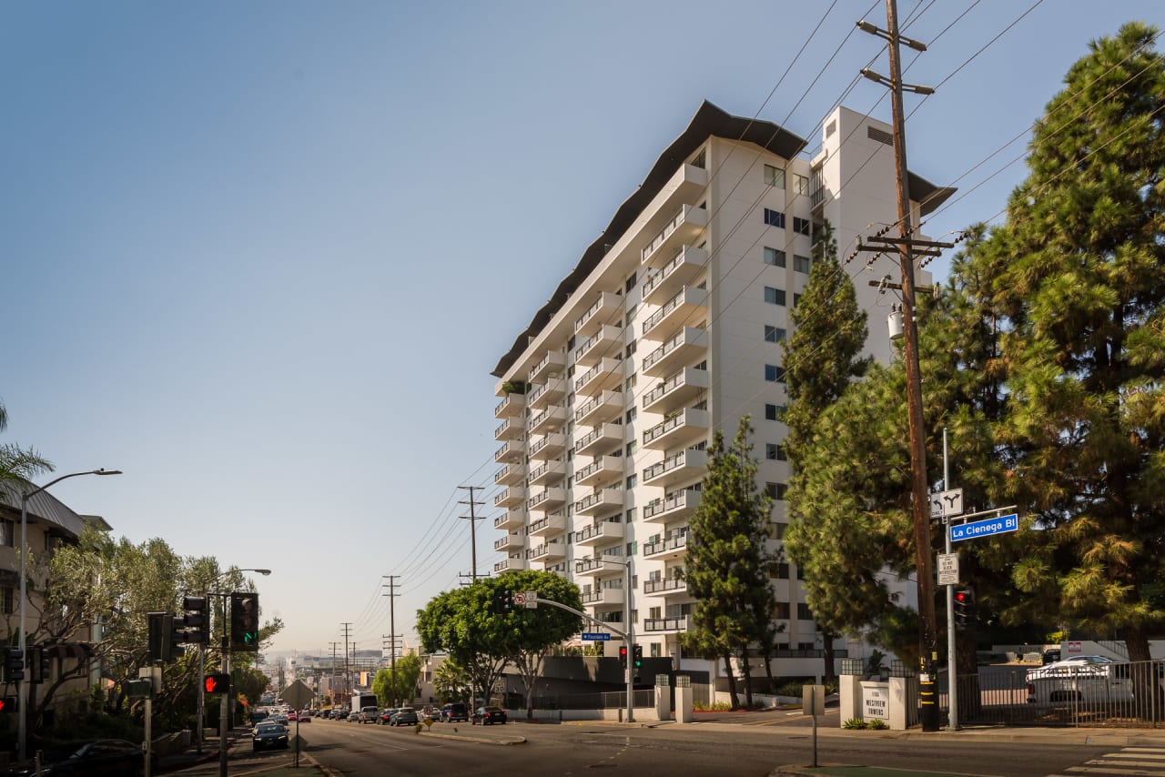 1155 North La Cienega Boulevard, Unit 610