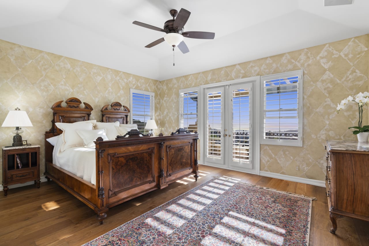 19 Fiore Hinman Real Estate Compass