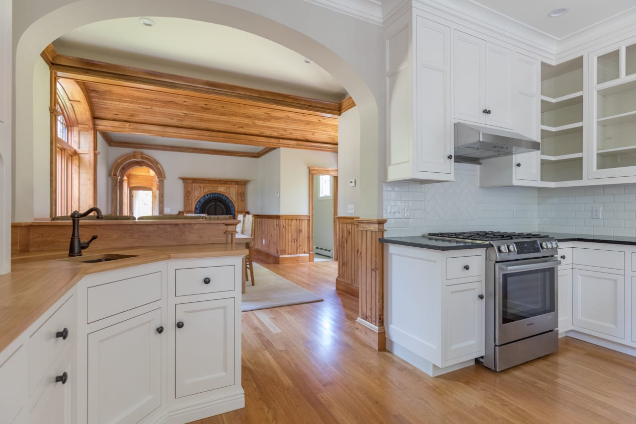 Littlejohn Tower House The David Banks Team RE/MAX By The Bay