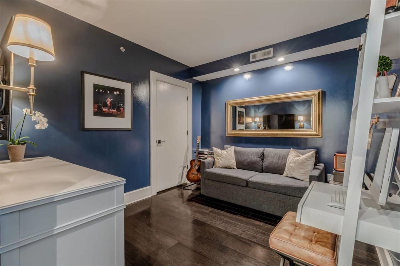 1011 M St NW, #310