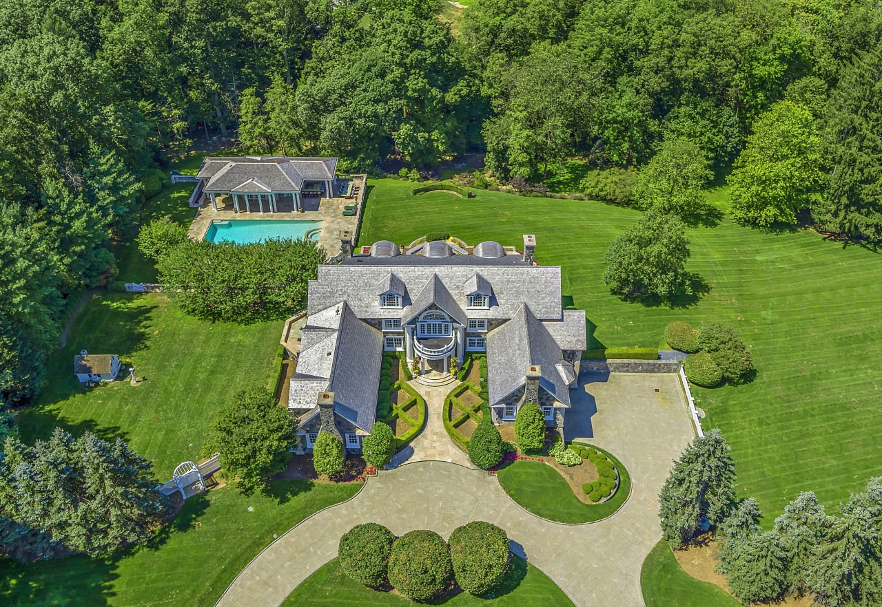 20 Andrews Farm Rd, Greenwich CT