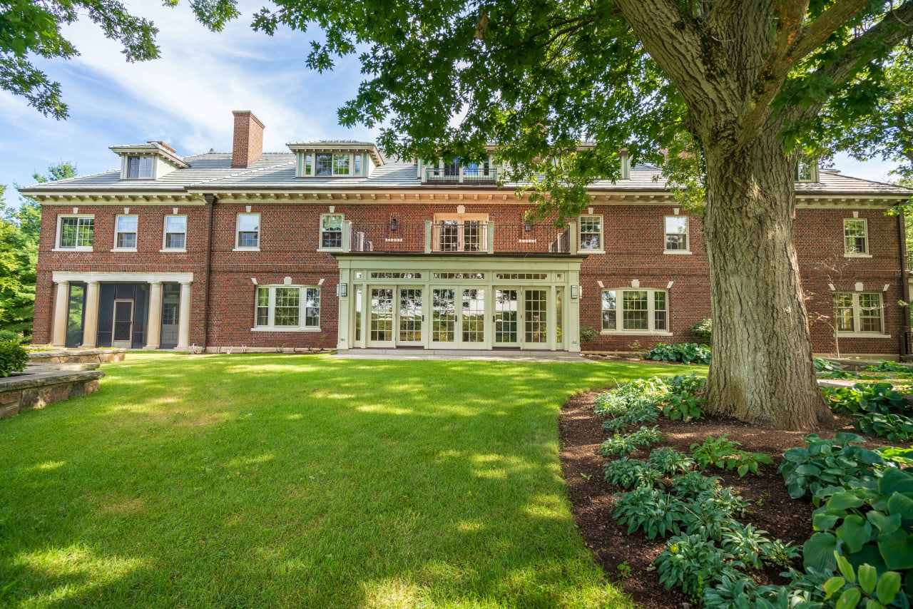Dedham Estate Overlooking Weld Pond Jonathan Radford