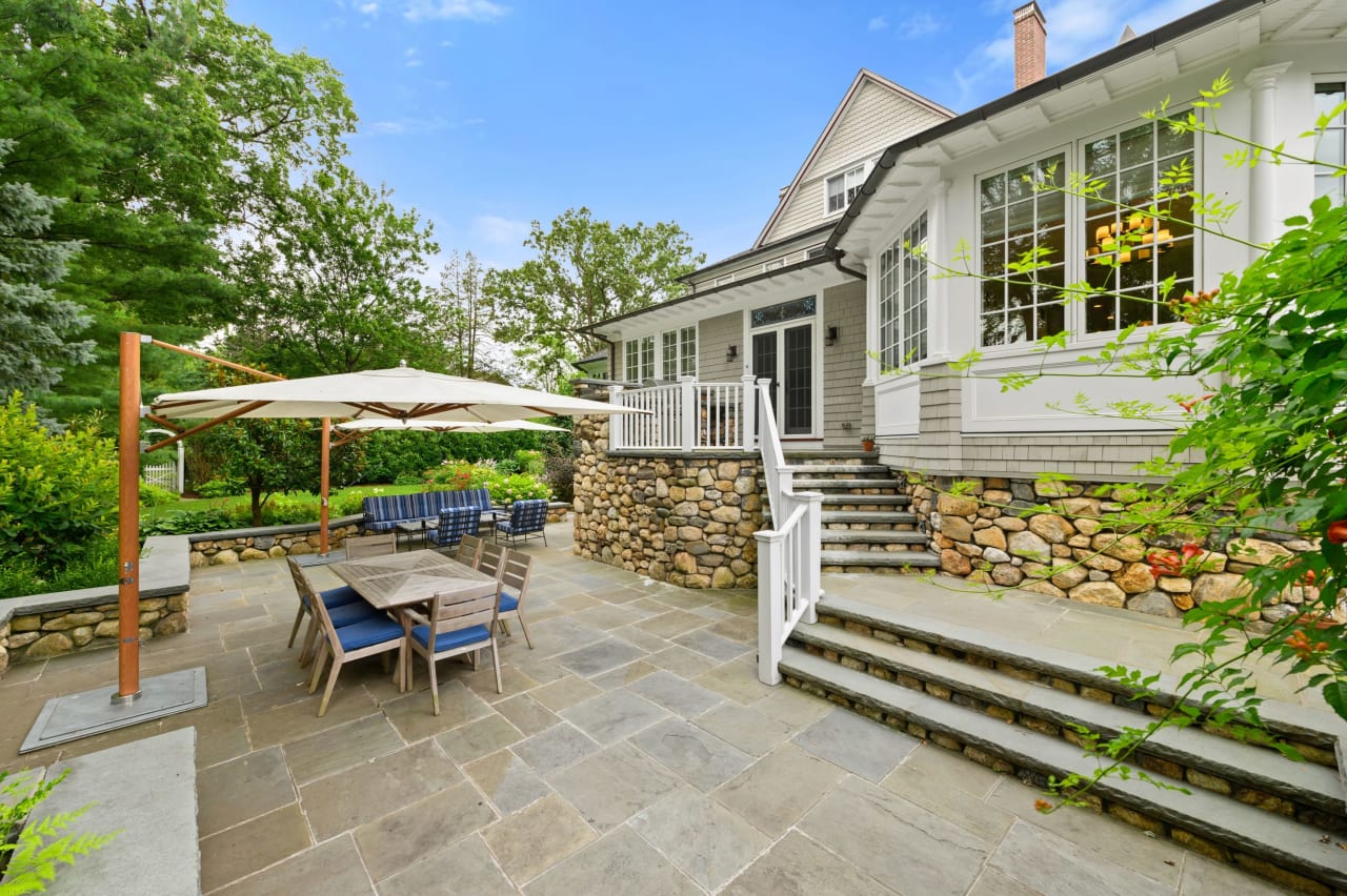 536 Orienta Ave Mamaroneck NY Orienta Point Sold by Brian Milton