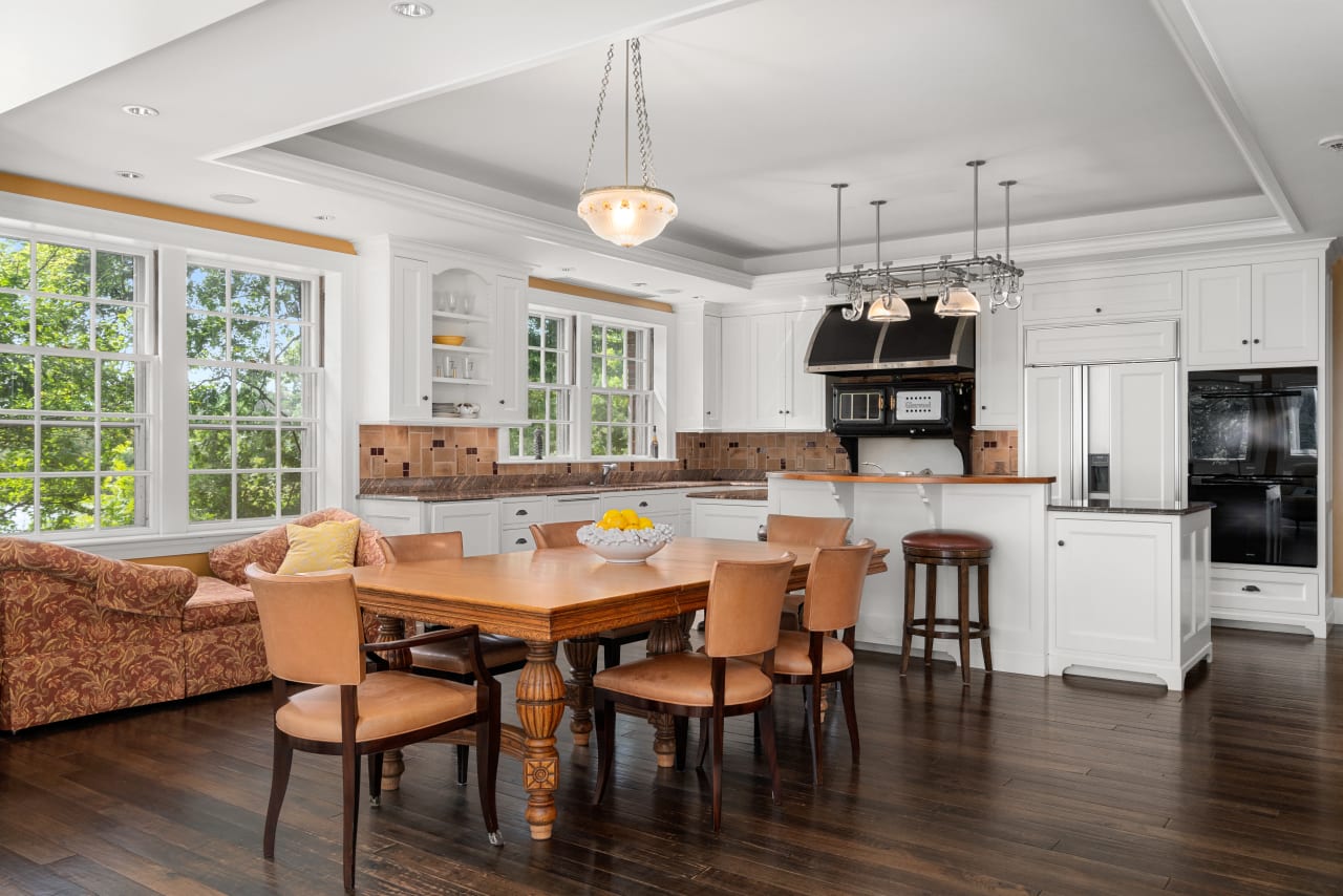 Dedham Estate Overlooking Weld Pond Jonathan Radford