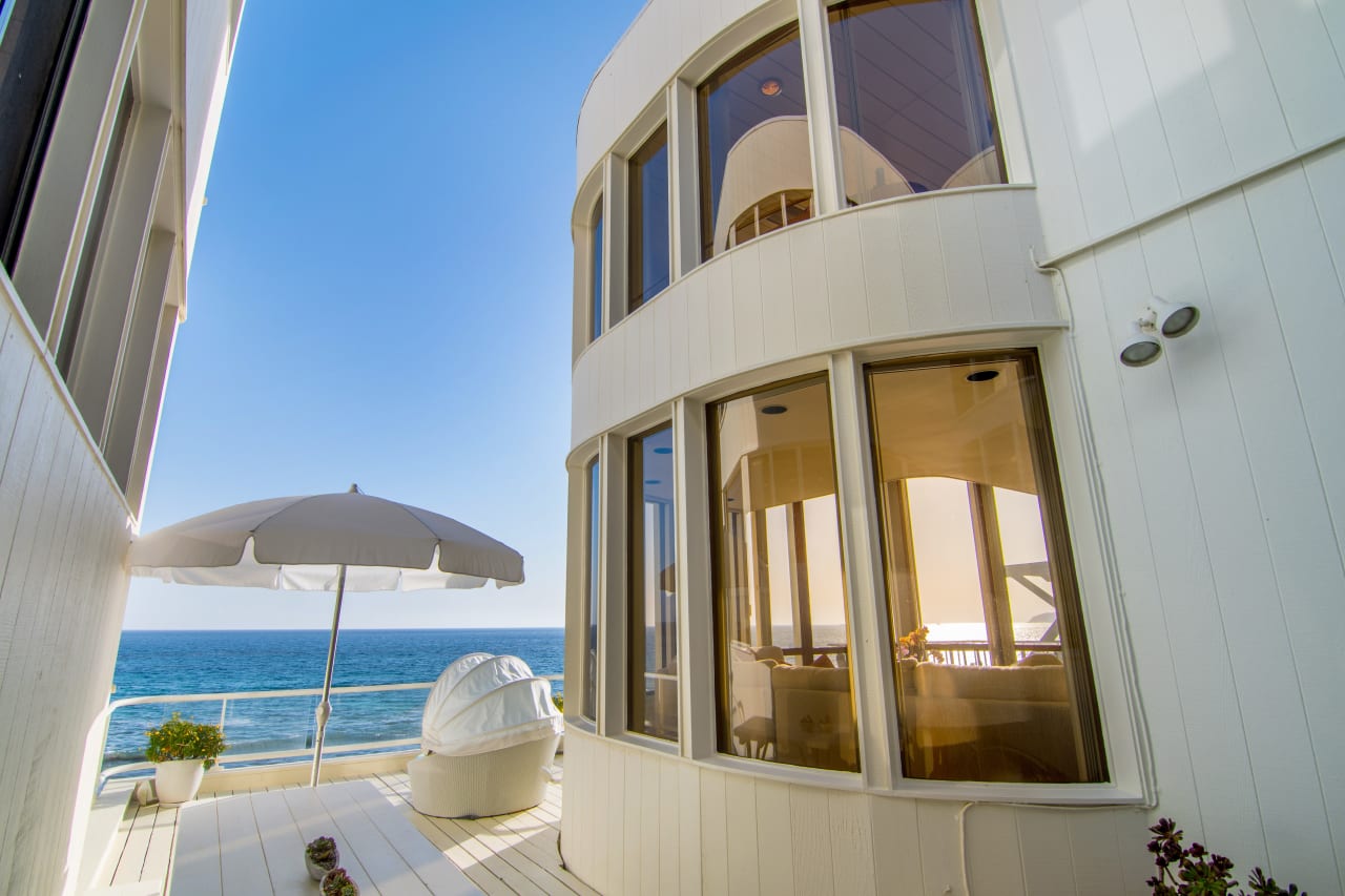 Stunning Oceanfront Retreat 26860 Malibu Cove Colony Drive