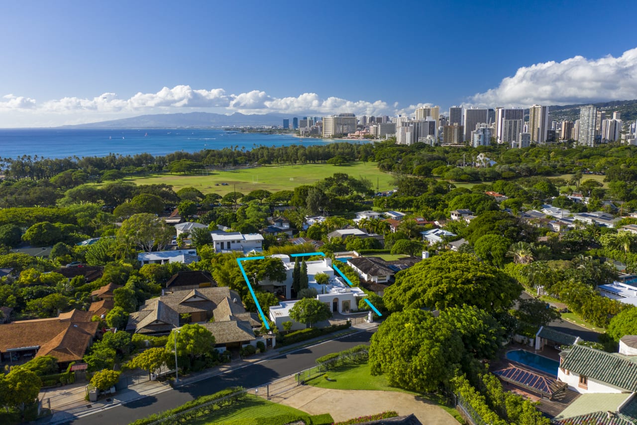 3919 Noela Place Honolulu, HI 96815 Tracy Allen