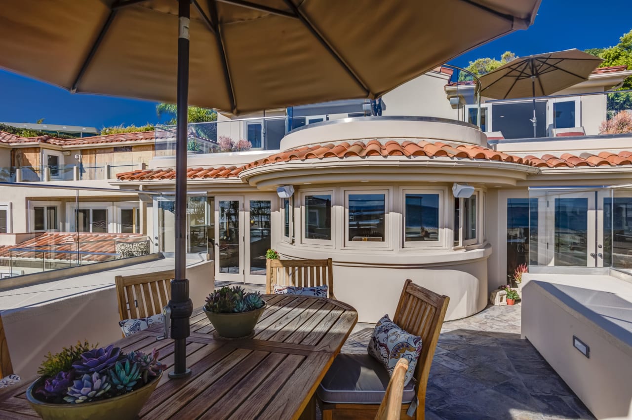 Stunning Breakers Drive VALIA Properties Corona del Mar Luxury Real