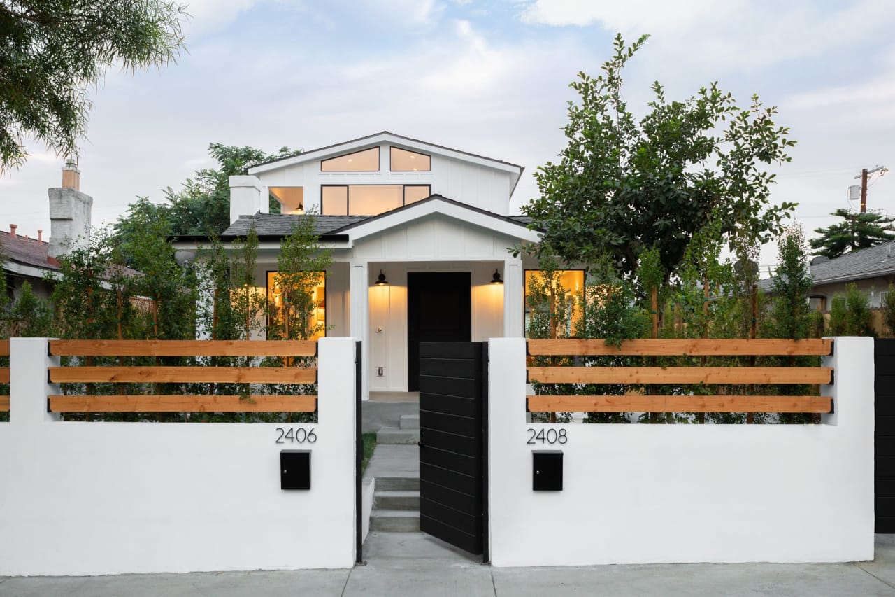 A modern farmhouse compound  in creative Frogtown