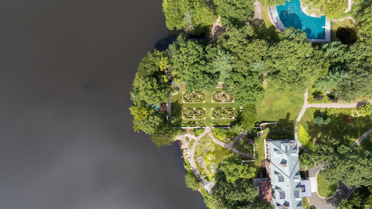 Dedham Estate Overlooking Weld Pond Jonathan Radford